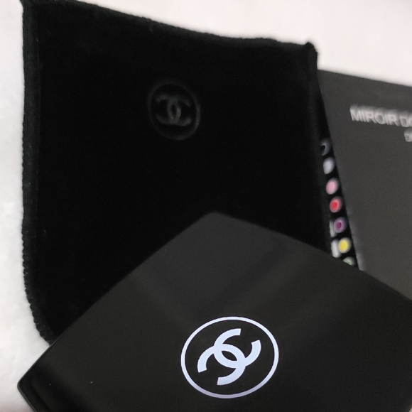 NEW~ CHANEL Double Sided Mirror - Picture 5 of 10
